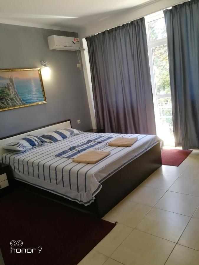 Mira Hotel New Athos Exterior foto