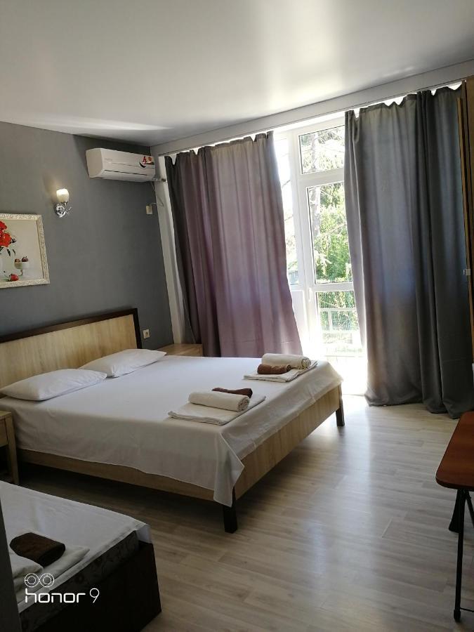 Mira Hotel New Athos Exterior foto